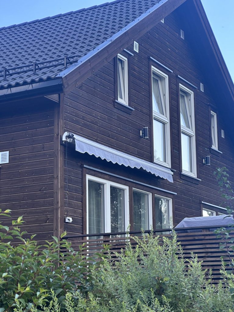 markise fra europris, jula, jysk og OBS Bygg